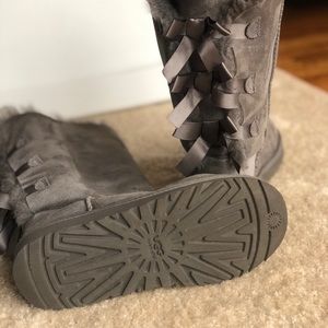 Ugg Bailey Bow Tall Sz 4